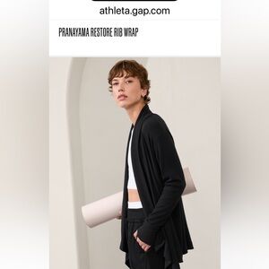 Black Athleta wrap- excellent condition! Size small